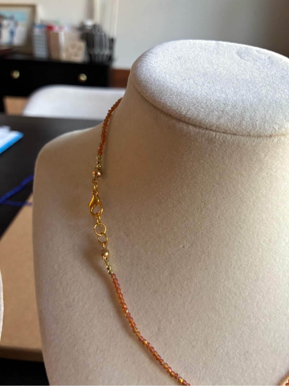 Dainty Amber Beaded Choker - Picture 3 of 3